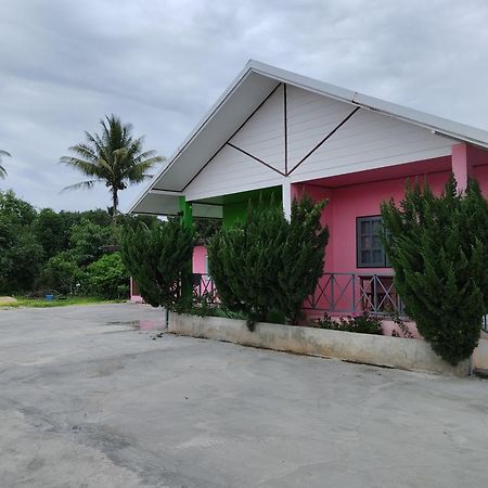 Chanakarn Guesthouse Sangkhla Buri Ngoại thất bức ảnh