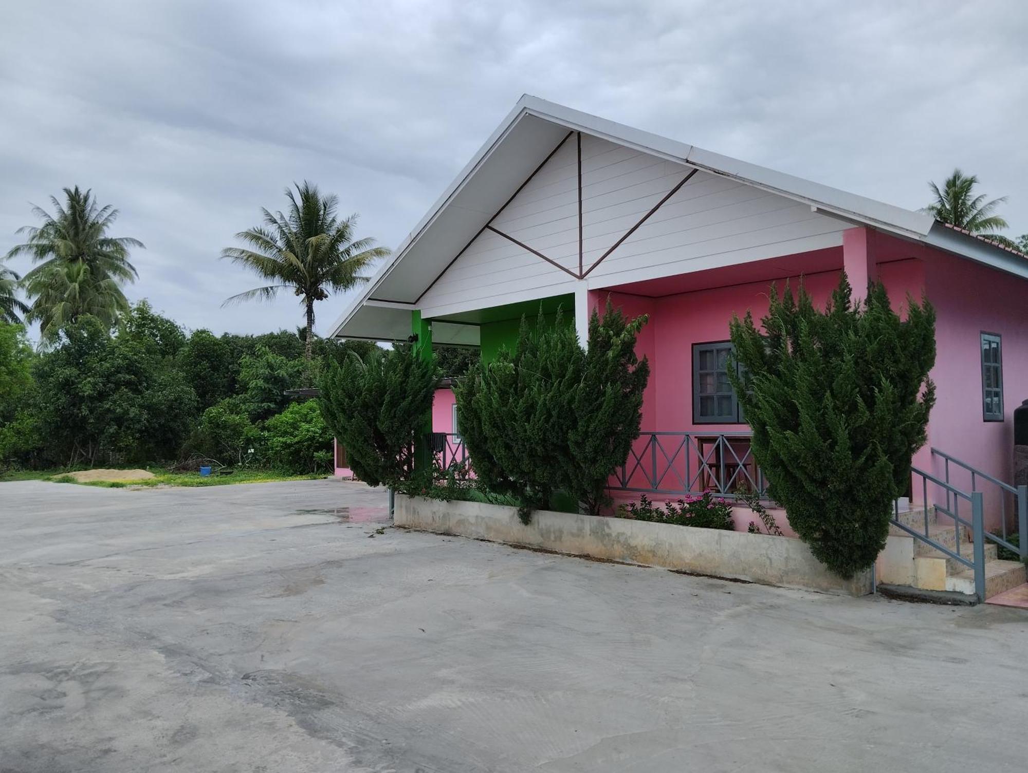 Chanakarn Guesthouse Sangkhla Buri Ngoại thất bức ảnh
