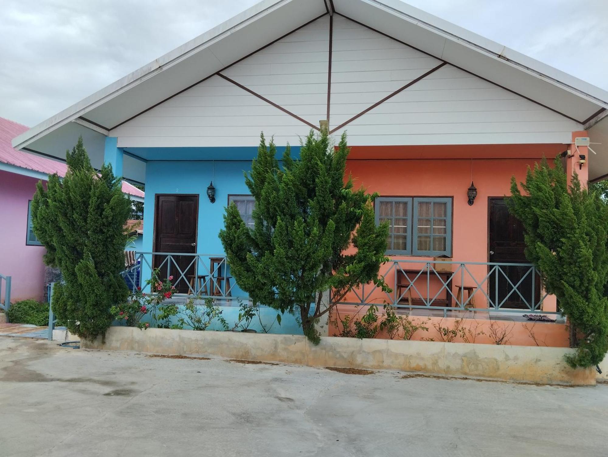 Chanakarn Guesthouse Sangkhla Buri Ngoại thất bức ảnh