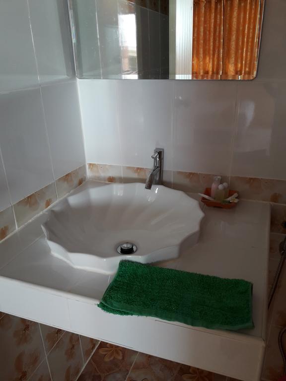 Chanakarn Guesthouse Sangkhla Buri Ngoại thất bức ảnh
